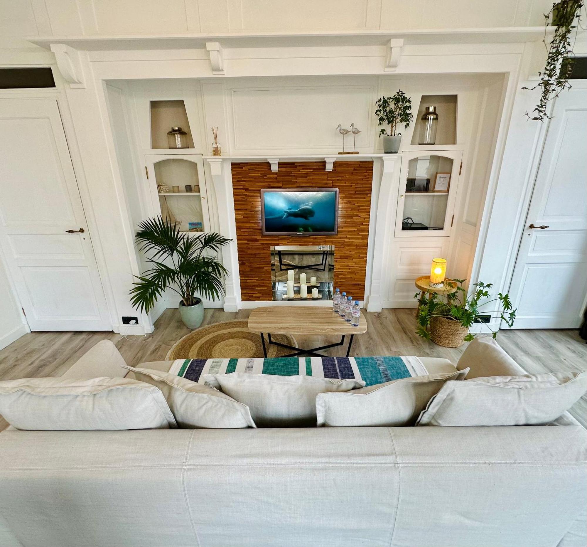 Appartement De Charme Avec Balcon - Villa Les Iris Dunkirk Exteriör bild